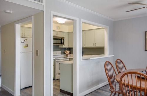 Nags Head House | Villas M1: 3 bedroom Townhome, Community Pool & Tennis Court