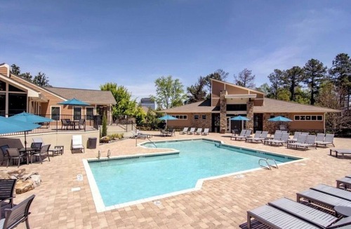 Cumberland Apartment | Vinings Luxe Escape Luxury 2 Bd In Atlanta