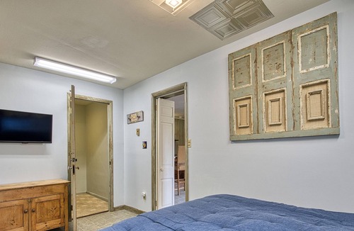Waynesville Cottage | Vintage Cottage Downtown Waynesville