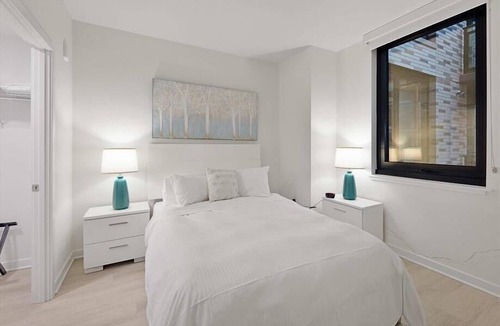 NoMa Hotel | Visit DC Historic Sites | Keyless Entry & In-unit Laundry | NoMa
