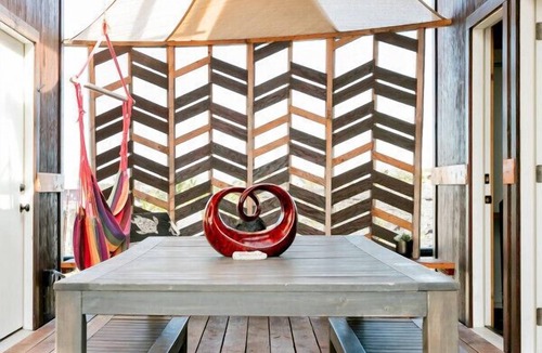 Kalapana Apartment | Volcano Escape Epic Tiny Home on Lava Field with Volcano Views