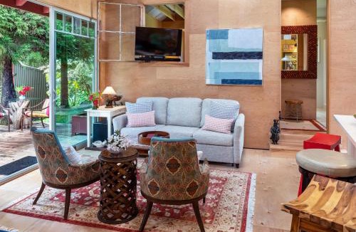 Volcano Bed & Breakfast | Volcano Village Estates