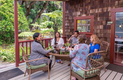 Volcano Cottage | Volcano Village Family Cottage