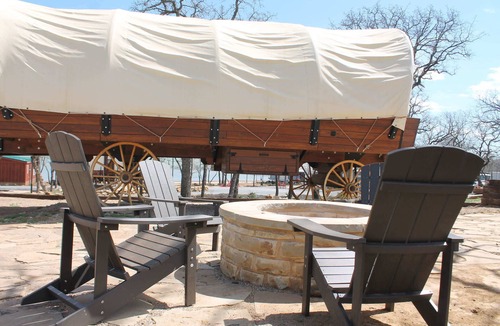 Bridgeport House | Wagon 4 - Elevated West Wagon Stay - Spacious, Cozy, and Charming