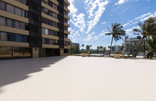 Waikiki Apartment | Waikiki Convention Center Studio with views from picturesque 35th floor