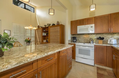 Wailea Condo | Wailea Ekahi 51F Oceanview - Walk to Beach