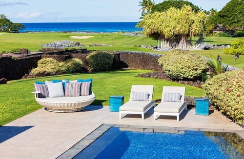 Kaupulehu House | Waiulu Ocean & Golf View Estate Hualalai