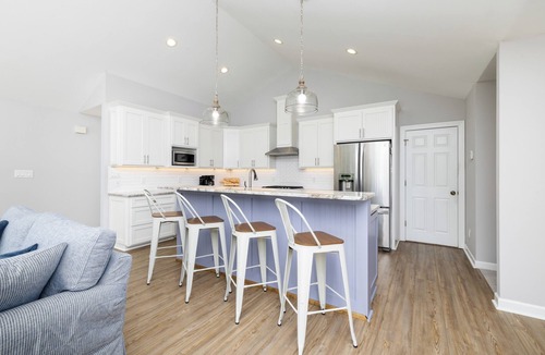Littleton House | Wake and Lake - Prime Location, Stunning Views!