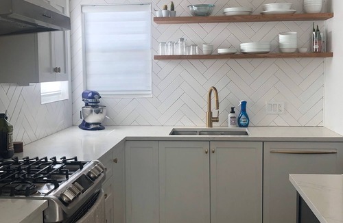Rosewood House | Walk or bike to SXSW, Large Eastside home w/ outdoor entertaining