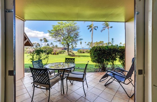 Maunaloa Apartment | Walk to Beach: Ocean-View Maunaloa Studio