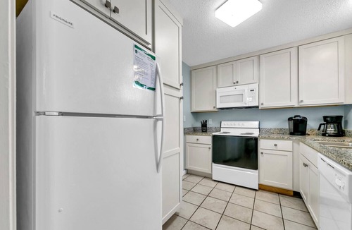 Kiska Beach House | 🌊Walk to Beach-Dog Friendly-Great Location-Sand Dollar A🌊