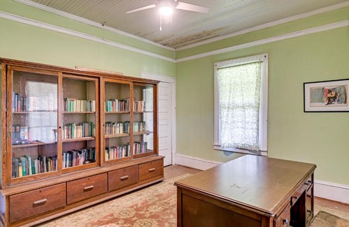 Fairmont House | Walk to Downtown Fairmont! Family Home w/Yard