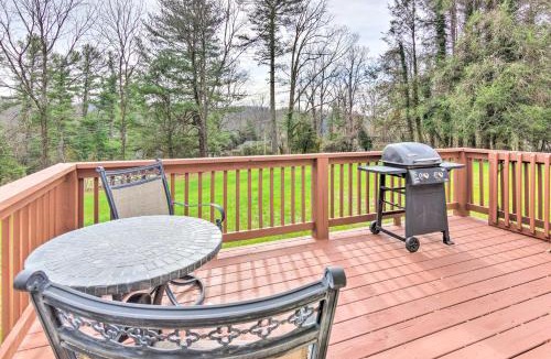 Tuxedo House | Walk to Lake Summit! Mountain-View Zirconia Home