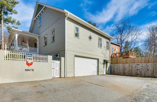 Saluda Apartment | Walk to Main Street: Saluda Escape w/Garden Patio