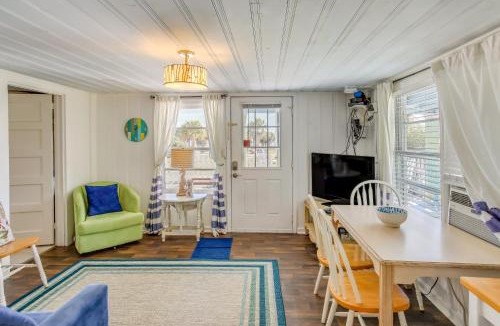 Downtown Myrtle Beach House | Walk to Pier: Coastal Gem w/Views in Myrtle Beach