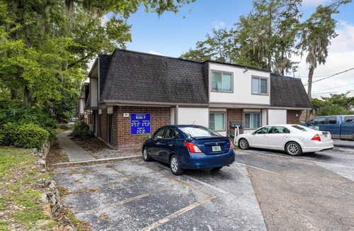Gainesville Condo | Walk to Shands - 2nd Floor Condo