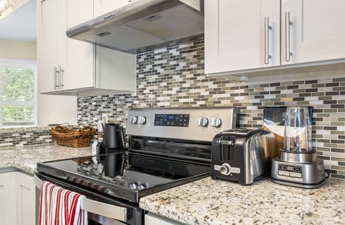 East Mordecai Neighborhood House | Walkable 2 BR in Mordecai - Close to Everything