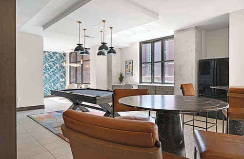 Cannonborough Elliotborough Apartment | Walkable Downtown Stay - Balcony, Pool & Gym