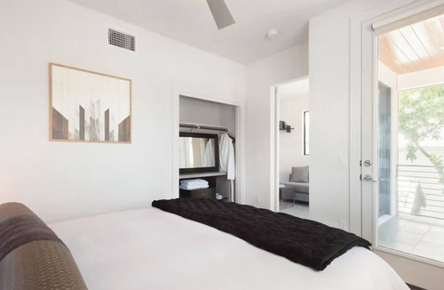 Swede Hill House | Walkable | Football HQ | Rooftop | Sleeps 14