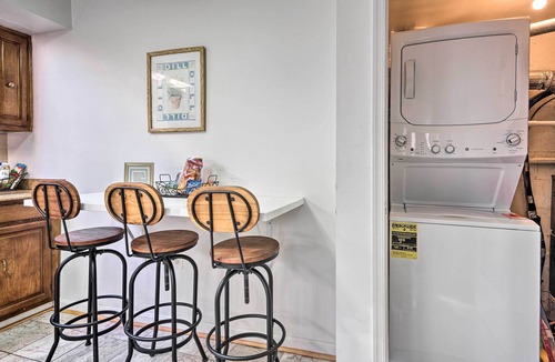 Fort Lincoln House | Washington DC Townhome 4 Mi to National Mall!