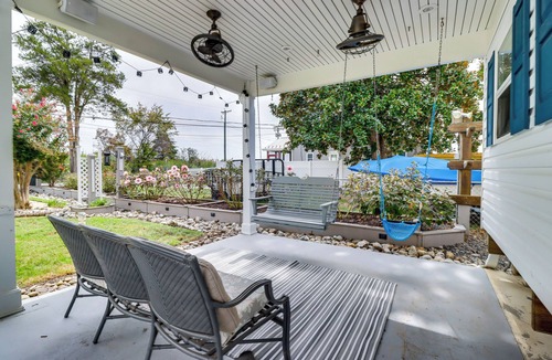 Deale House | Water-View Deale Home: Walk to Marina, Restaurants