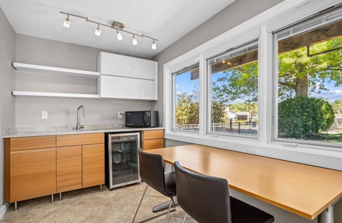 Edgewater House | Waterfront 1BR Private Dock & 15 Min Annapolis