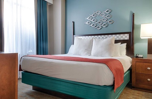 National Harbor Resort | Waterfront 2BR Wyndham Villa – Steps to Dining, Shops, Capital Wheel & DC Access