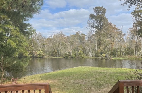 River Bend House | Waterfront Cozy Casita near historical Newbern on the Neuse River