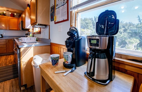 Brigands' Bay House | Waterfront, Dog friendly, & private boat ramp
