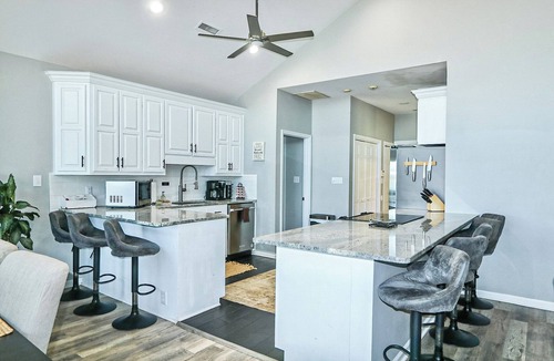 Mooresville House | WATERFRONT: Experience SUBLIME Sunsets, Private Beach, Hot Tub, and Kayaks