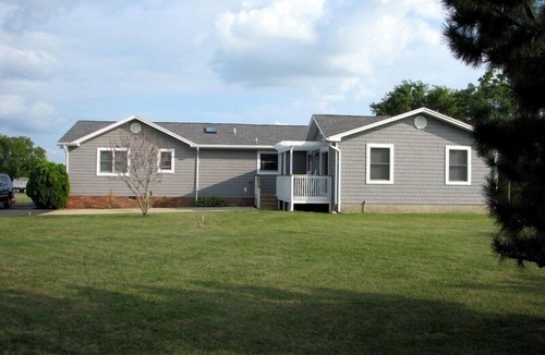 Cambridge House | Waterfront Family Retreat with gorgeous views and a large Deepwater Dock. 5' MLW