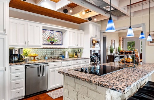 Dennis House | Waterfront Gem w/Deck & Private Dock