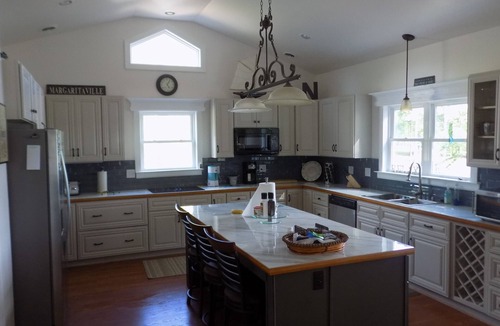 Littleton House | Waterfront Home ! 4 Bedrooms 4 Baths- plus bonus room sleeps 12