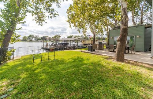 Granite Shoals House | Waterfront Home and Concierge Services