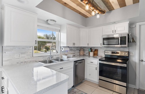 Crystal River House | Waterfront Home! Heated Pool. 3bed 2bth. READY FOR A 5⭐️ STAY?