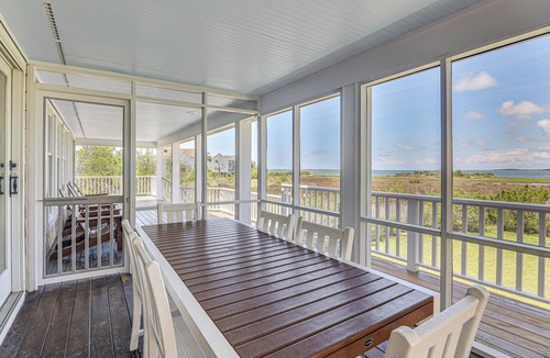 Harkers Island House | Waterfront Home w/ Screened Porch & Sunsets