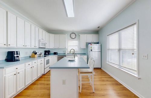 Frisco House | Waterfront home w/private deck, hot tub, game room w/pool table, & washer/dryer