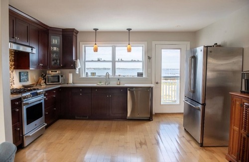 Windmill Point House | Waterfront home with pool