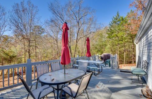 Reed Creek House | Waterfront Lake Hartwell Home w/Dock & Fire Pit