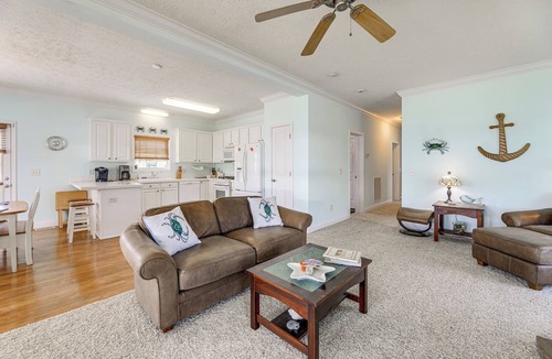 Merritt House | Waterfront Merritt Home w/Boat Dock & Deck!