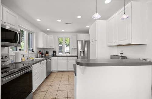 Cape St. John House | Waterfront Retreat in Riva· Pool, Pier & Kayaks · Sleeps 9 · 15 Min to Annapolis