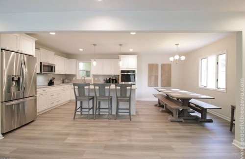 Huddleston House | Waterfront Retreat with Kayaks, Dock & Family Fun in Serene Cove!