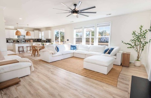 Hanahan House | Waterfront Views, Peloton & Office Near Charleston