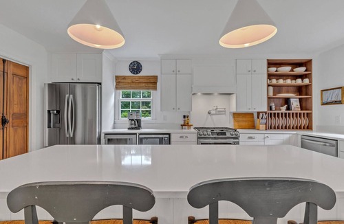 Cobbs Creek House | Waterfront w/Floating Dock, Kayaks~Family Home