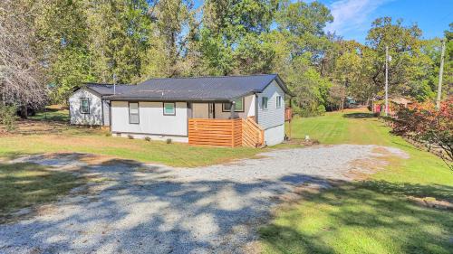 Spring City House | Watts Barr Waterfront Retreat