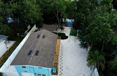 Weeki Wachee Gardens House | Weeki Palace w/Backyard Escape & River Access!