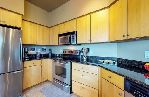 Highland Lake Estates Condo | Welcome to Horshoe Haven! Largest Top Floor 1/1 Villa with amazing views!