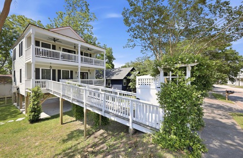 Oriental House | Welcome to The Bridge House