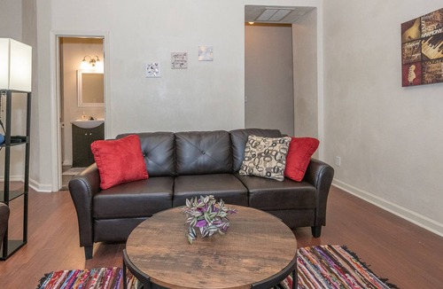 Newport News Apartment | Welcome to Your Home Away from Home
