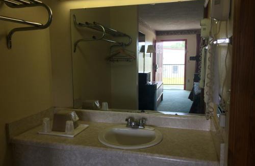 Camilla Hotel | Western Motel - Camilla